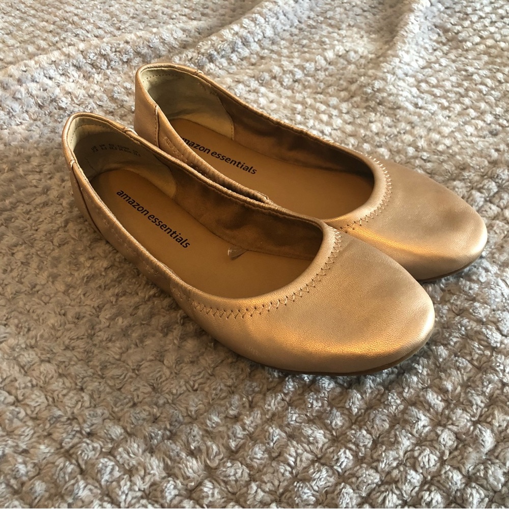 Rose Gold Flat Size 7.5 Women